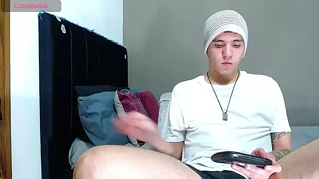 Matteo12  online show from 01-16-26, 08:24