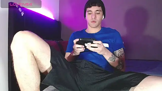 Matteo12  online show from 02-18-26, 02:18