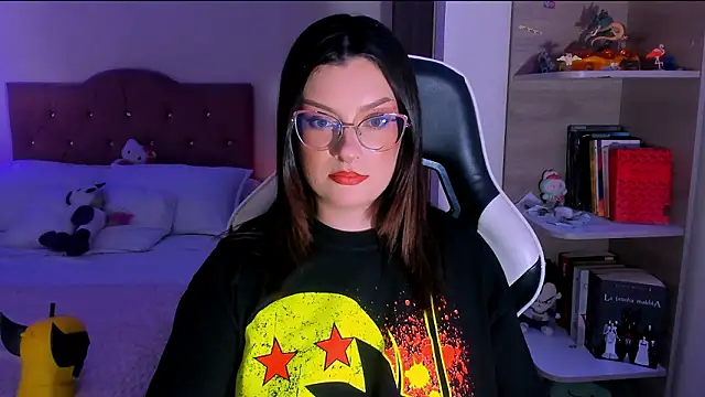 OphelianaRose33 online show from 02-21-26, 10:00