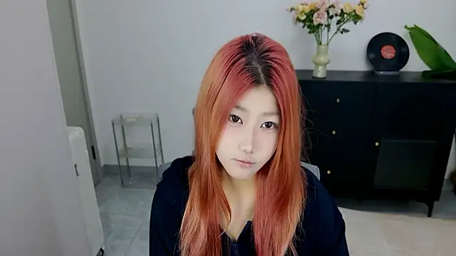 xiaouli online show from 10-19-25, 02:01