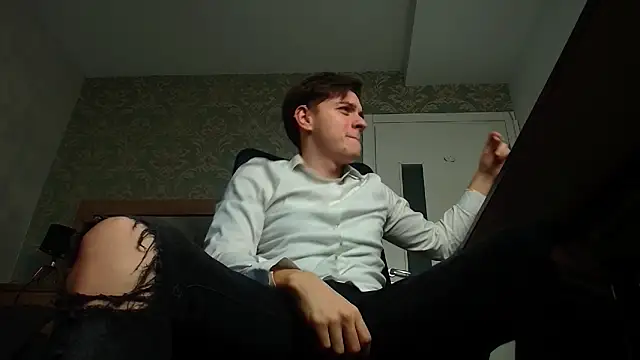 FelixStarkk online show from 11-22-25, 05:39