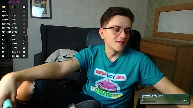 FelixStarkk online show from 12-23-25, 08:23