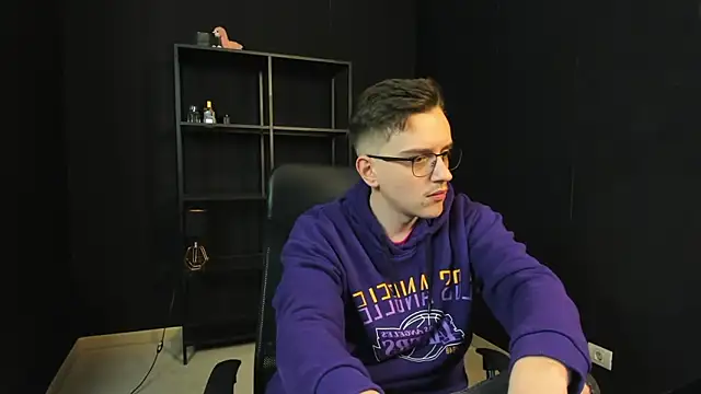 FelixStarkk online show from 04-30-26, 04:30