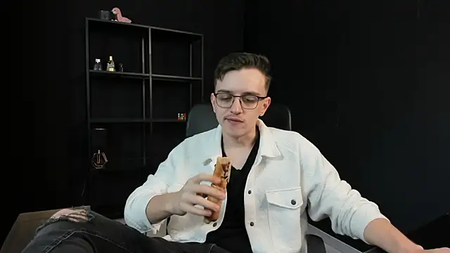 FelixStarkk online show from 05-03-26, 05:13