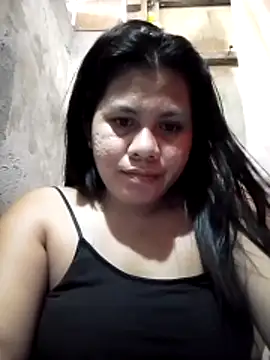 Snapshot of phoenix_1994 chatting on 06-16-26, 05:43 phoenix 1994 online show from 06-16-26, 05:43