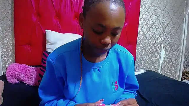 Snapshot of ItsMsBankss02 chatting on 11-07-25, 07:25 ItsMsBankss02 online show from 11-07-25, 07:25