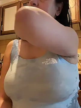 TriumphLove online show from 04-26-26, 06:22