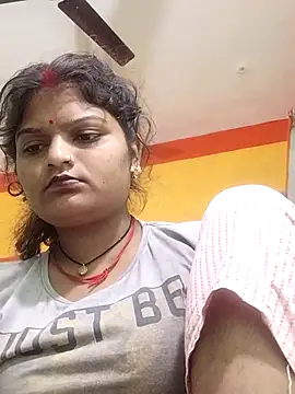 Snapshot of Hot_mirchjii chatting on 10-13-25, 11:27 Hot mirchjii online show from 10-13-25, 11:27