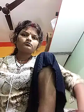 Snapshot of Hot_mirchjii chatting on 11-05-25, 04:34 Hot mirchjii online show from 11-05-25, 04:34