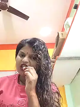 Snapshot of Hot_mirchjii chatting on 11-07-25, 08:25 Hot mirchjii online show from 11-07-25, 08:25