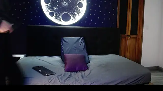 katalina07 1 online show from 10-09-25, 10:19