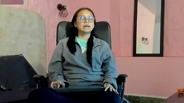 katalina07 1 online show from 04-29-26, 05:30