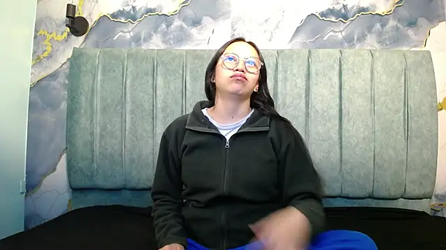 Snapshot of katalina07_1 chatting on 08-05-26, 01:58 katalina07 1 online show from 08-05-26, 01:58