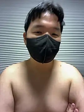 Snapshot of wolfdogwip chatting on 10-31-25, 01:23 wolfdogwip online show from 10-31-25, 01:23