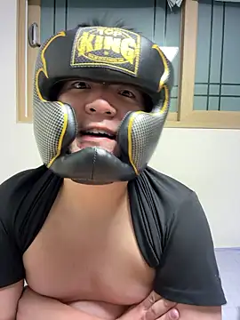 Snapshot of wolfdogwip chatting on 11-28-25, 03:58 wolfdogwip online show from 11-28-25, 03:58