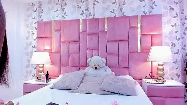 GabyMoreau online show from 03-12-26, 08:15