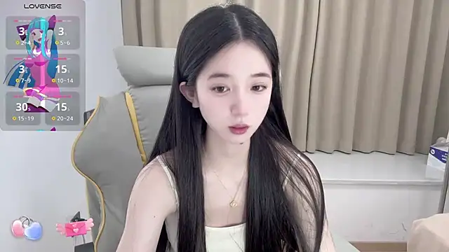 Snapshot of OiOi-666 chatting on 04-28-26, 11:15 OiOi-666 online show from 04-28-26, 11:15