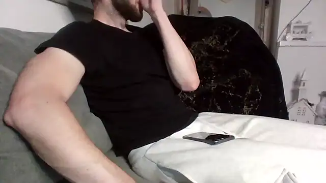 Snapshot of MasterJakeJohns chatting on 11-22-25, 08:35 MasterJakeJohns online show from 11-22-25, 08:35