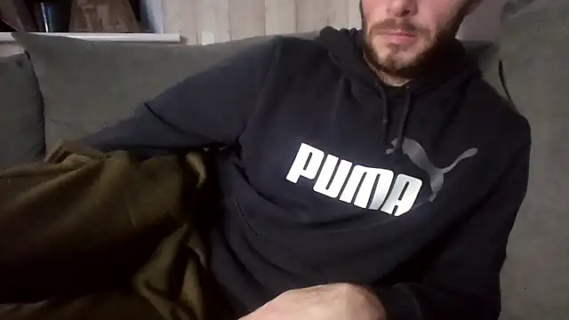 Snapshot of MasterJakeJohns chatting on 12-15-25, 10:47 MasterJakeJohns online show from 12-15-25, 10:47