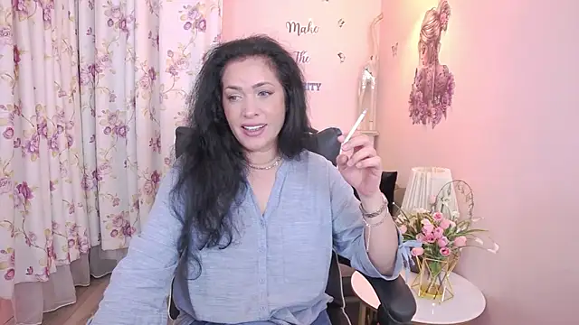 MyLovOne online show from 05-25-26, 11:38