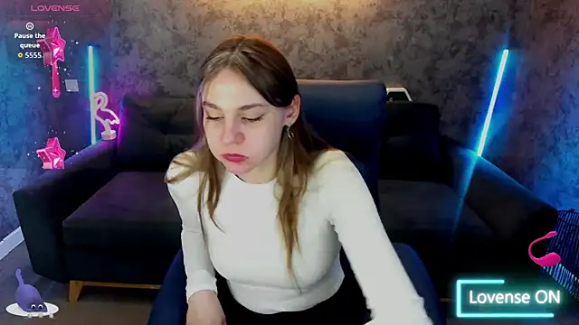 DiamondGoldie online show from 12-05-25, 06:44