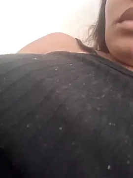 Snapshot of jujuhpimenta chatting on 09-16-25, 03:35 jujuhpimenta online show from 09-16-25, 03:35