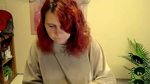 TwoBigSuns online show from 10-16-25, 07:31