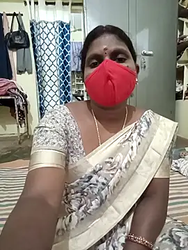 Snapshot of Nrl69 chatting on 11-10-25, 03:22 Nrl69 online show from 11-10-25, 03:22