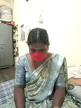 Snapshot of Nrl69 chatting on 11-15-25, 05:49 Nrl69 online show from 11-15-25, 05:49