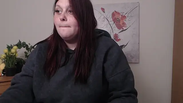 Alisawoods  online show from 04-26-26, 10:24