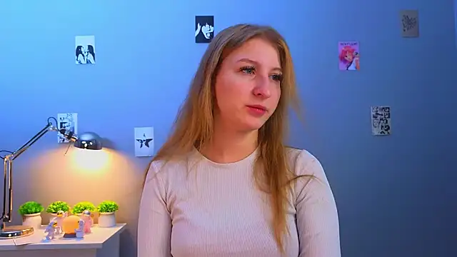 Snapshot of LorettaGladman chatting on 11-24-25, 04:12 LorettaGladman online show from 11-24-25, 04:12