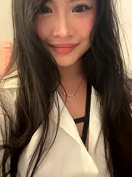 Snapshot of jinawaves chatting on 11-25-25, 08:03 jinawaves online show from 11-25-25, 08:03