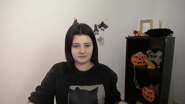 Snapshot of Katrin_kiss_ chatting on 10-30-25, 01:45 Katrin kiss online show from 10-30-25, 01:45
