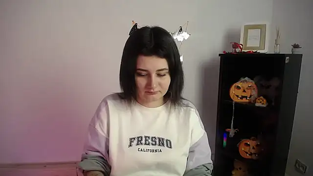 Snapshot of Katrin_kiss_ chatting on 11-09-25, 01:31 Katrin kiss online show from 11-09-25, 01:31