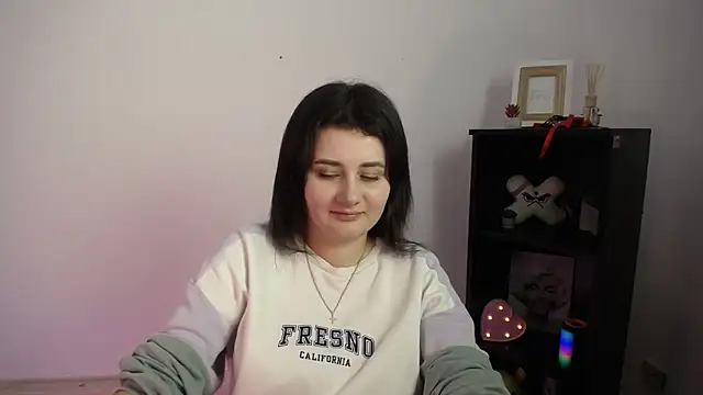 Snapshot of Katrin_kiss_ chatting on 11-21-25, 01:54 Katrin kiss online show from 11-21-25, 01:54