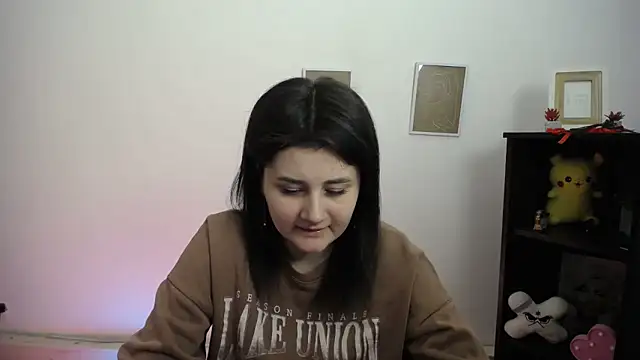 Katrin kiss  online show from 03-06-26, 01:07