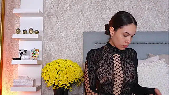 Snapshot of Sofy_Bradd chatting on 11-05-25, 08:14 Sofy Bradd online show from 11-05-25, 08:14