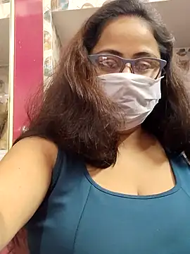 nisha 1110 online show from 12-18-25, 02:01