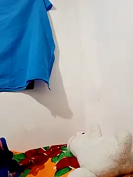 yaneth  online show from 09-25-25, 01:20