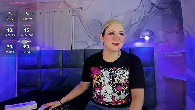 harimoon1 online show from 11-24-25, 03:17