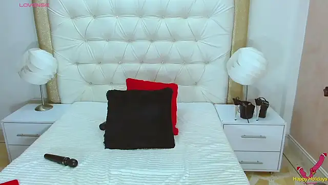 WildScarlet online show from 02-07-25, 04:24