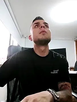 Snapshot of _vortex__ chatting on 09-23-25, 10:13 vortex online show from 09-23-25, 10:13