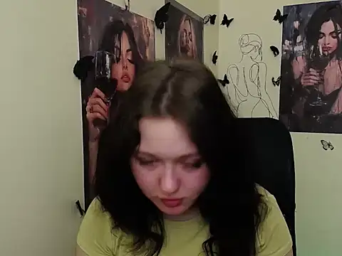 LadyAlice  online show from 04-16-26, 06:03