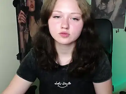 LadyAlice  online show from 07-22-26, 06:11