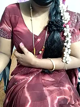 Snapshot of lolida69thamil chatting on 01-17-26, 07:17 lolida69thamil online show from 01-17-26, 07:17