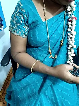 Snapshot of lolida69thamil chatting on 02-07-26, 02:32 lolida69thamil online show from 02-07-26, 02:32