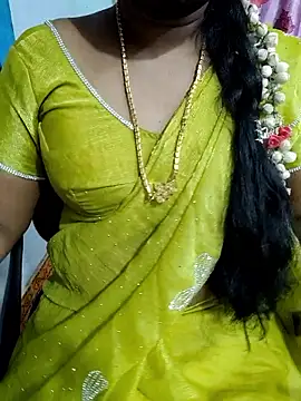 Snapshot of lolida69thamil chatting on 02-26-26, 05:39 lolida69thamil online show from 02-26-26, 05:39