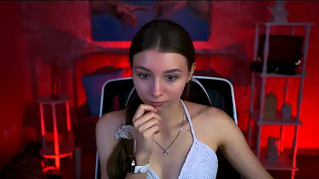 JulieDaniel online show from 09-19-25, 04:25