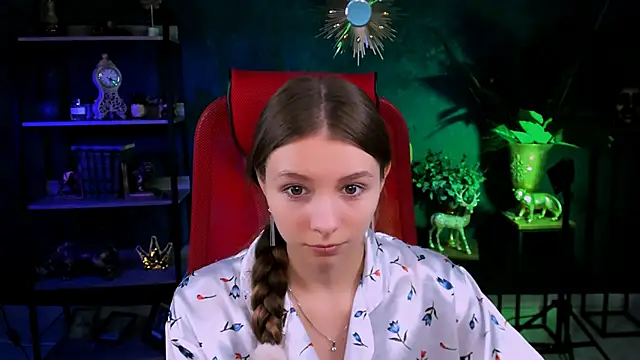 JulieDaniel online show from 10-15-25, 08:25