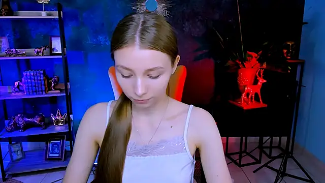 JulieDaniel online show from 07-06-26, 04:09
